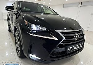 Toyota NX200T Classic 2015 LED  Black 360 Revcam LED